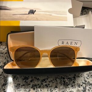 RAEN Nori Papaya/Vibrant Brown Sunglasses Modern Accessories
